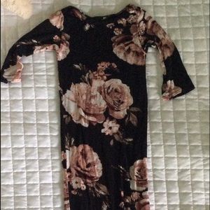 Newborn knotted gown.